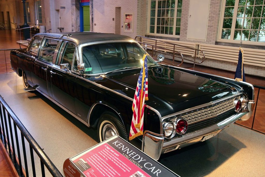 Lincoln Continental Kennedy JFK Nostalgium
